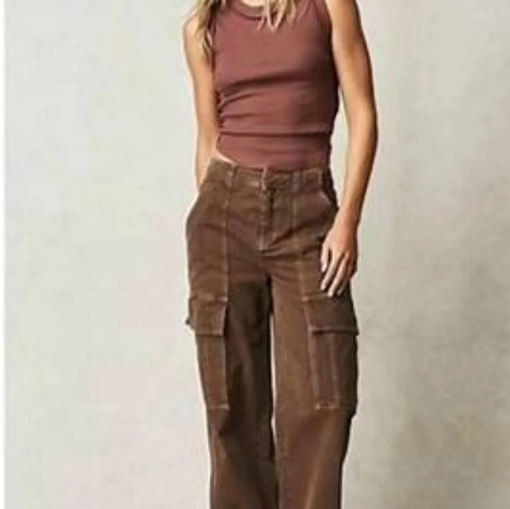 We The Free Judd  Cargo jeans * Super Cute *30 NWT - Picture 3 of 6